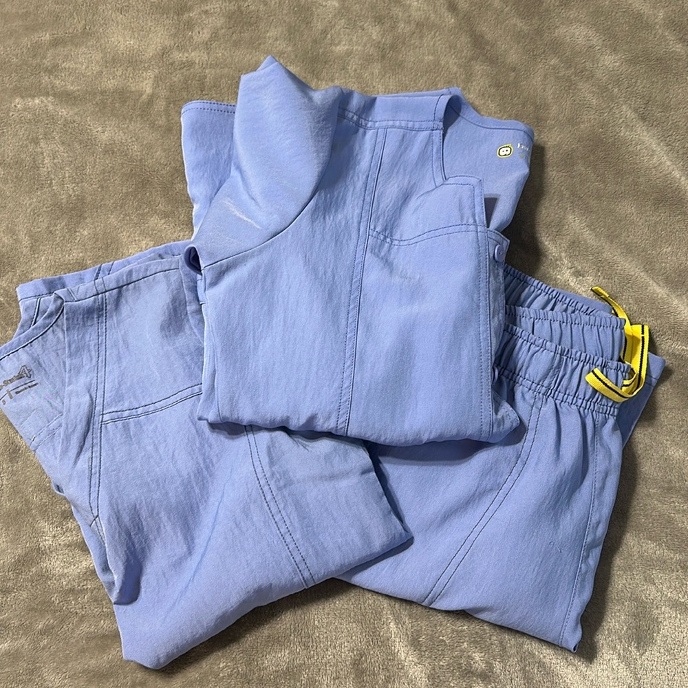 Wonderwink four stretch scrubs 3 piece Set